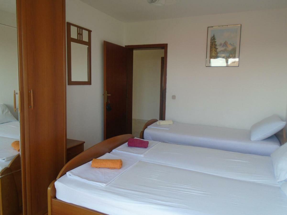 Apartments Sveti Anton Orebić Eksteriør billede