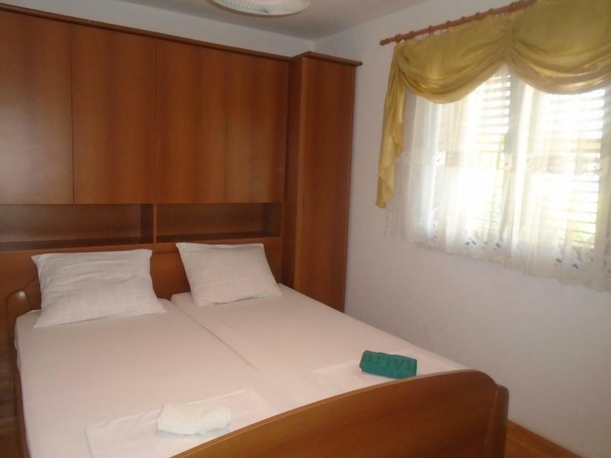 Apartments Sveti Anton Orebić Eksteriør billede